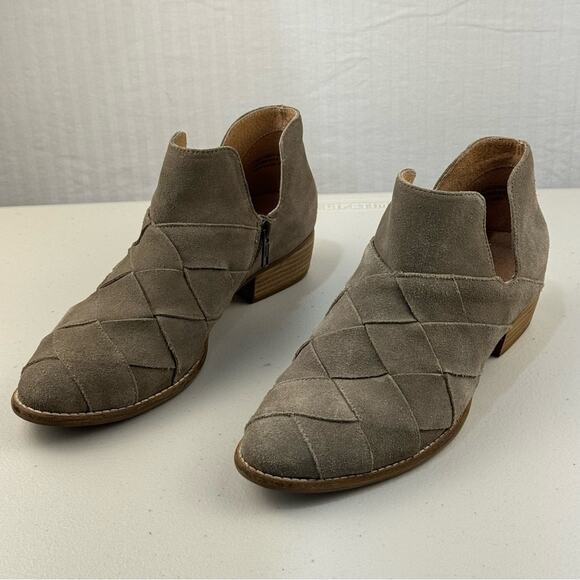Seychelles Deep Sea Gray Suede Leather Woven Ankle Boots Women Size 8.5 Western - Picture 1 of 14